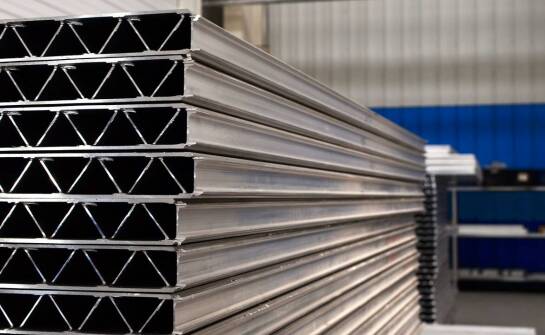 Nierdzewny profil 20x10 jako element strategii zrównoważonego rozwoju w inżynierii