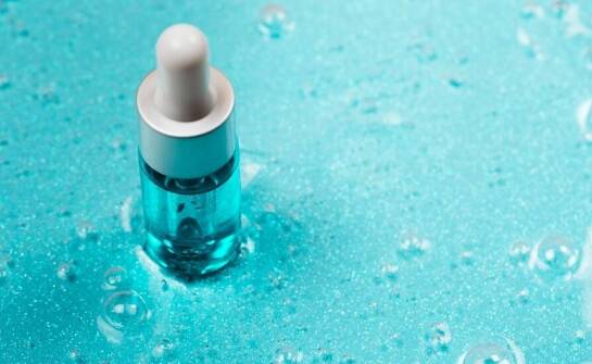 Jakie są korzyści z zabiegów z użyciem kwasu hialuronowego?