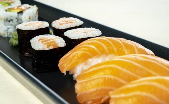 Sola czy tilapia: którą rybę wybrać do sushi?