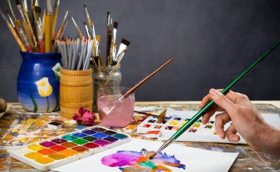 Techniki przyspieszające proces w reprodukcji malarstwa olejnego