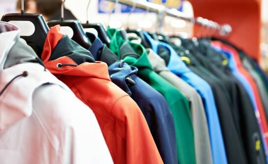 Jakie materiały są najczęściej wykorzystywane w merchandisingowych produktach?