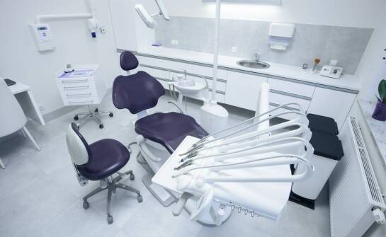 Dlaczego warto zainwestować w wysokiej jakości fotel dentystyczny?