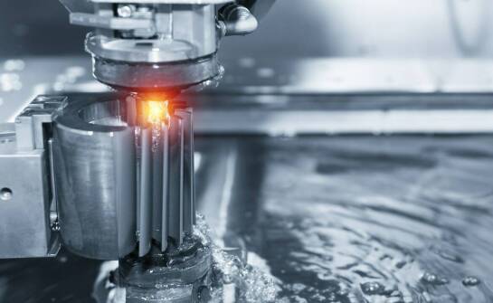 Wycinanie drutowe WEDM - precyzyjna obróbka dla projektów wymagających