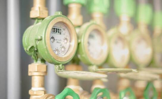 Porównanie trwałości różnych materiałów używanych do produkcji wodomierzowych studni