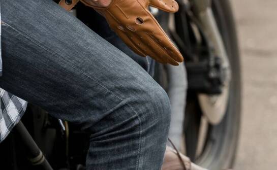 Eleganckie skórzane plecaki – jak łączyć je z innymi akcesoriami?