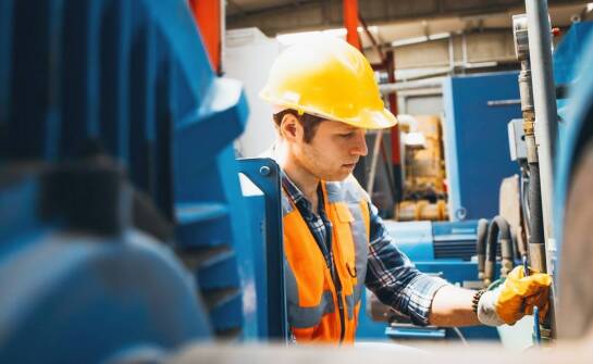 Jak efektywnie wykorzystać prądotwórcze agregaty w przedsiębiorstwach?