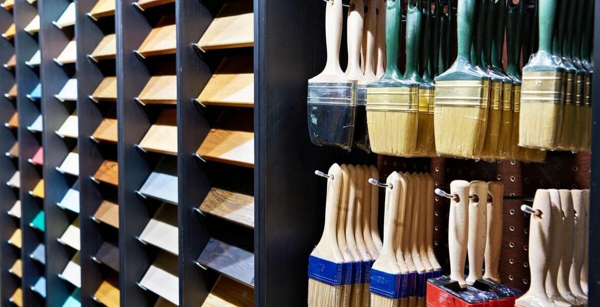 Jakie przemysłowe farby dostępne są w hurtowni? Wskazówki