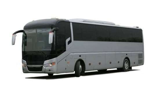 Komfort i elegancję podczas wynajmu busa na wakacje – co oferujemy?