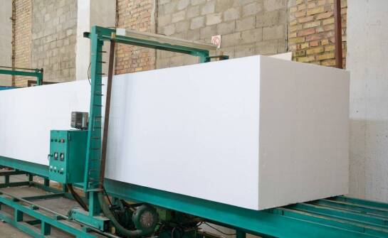 Przegląd technologicznych nowoczesnych rozwiązań w piłach do cięcia pianki poliuretanowej