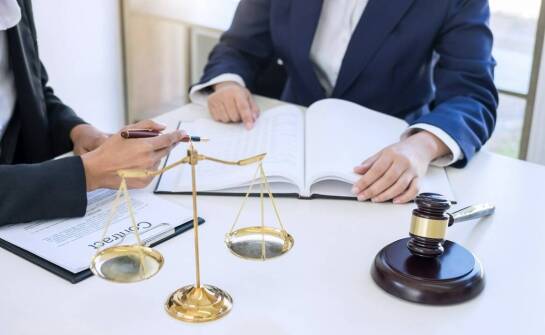 Rola prawnego radcy w reprezentacji klientów w sprawach cywilnych – co warto wiedzieć?