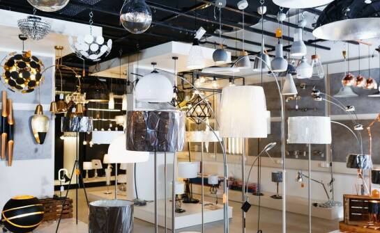 Jakie źródła światła najlepiej sprawdzą się w komercyjnych przestrzeniach?