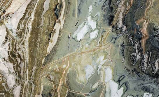 Perspektywa powietrzna w malarstwie – jak tworzyć iluzję głębi?