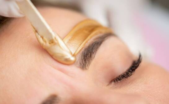 Co warto wiedzieć o bezpieczeństwie zabiegów depilacyjnych na plecach?