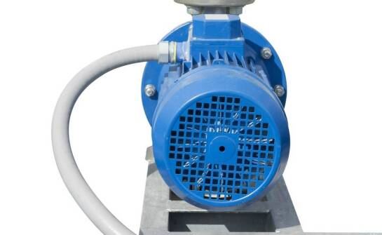 Efektywność energetyczna próżniowych pomp wodnych w systemach nawadniających