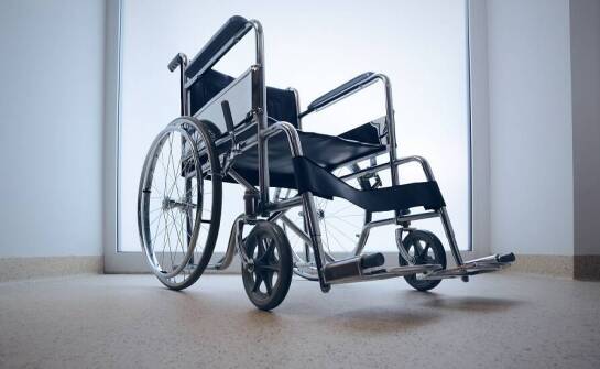 Przegląd najnowszych modeli składanych lekkich wózków inwalidzkich na rynku