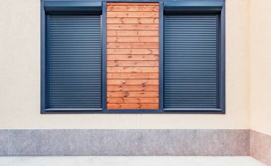 Rolety zewnętrzne jako element zabezpieczenia domu – co warto wiedzieć?