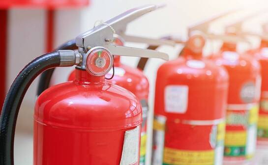 Porównanie różnych typów przeciwpożarowych zbiorników pod kątem funkcjonalności