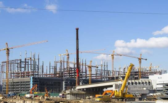 Jakie są najczęstsze wyzwania przy rozbiórkach i jak je pokonać?