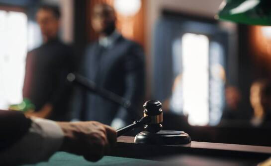 Jak wygląda proces ustalania wywoławczej wartości samochodów na licytacjach?