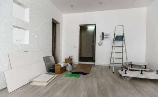 Jak przygotować przestrzeń do montażu nowych sklepowych witryn?