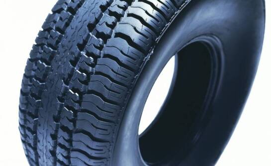 Kluczowe zalety opony 580 70r38 w trudnych terenowych warunkach