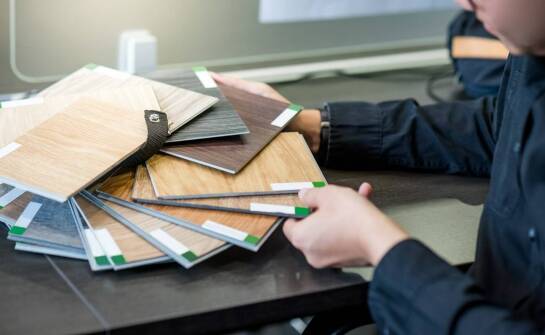 Porównanie różnych rodzajów zaprawek do dachowych blach – co warto wiedzieć?