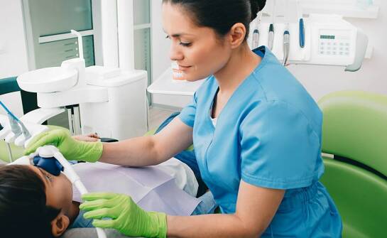 Skaling zębów jako element rutynowej higieny - dlaczego jest ważny?