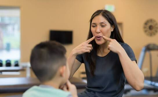 Efekty operacji nosa w kontekście logopedycznej rehabilitacji