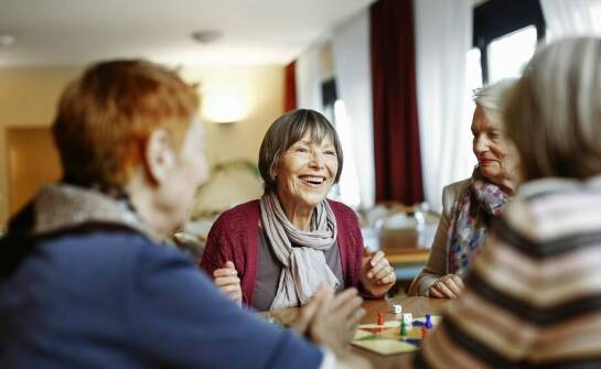 Jakie zajęciowe terapie są dostępne dla pacjentów z chorobą Alzheimera?