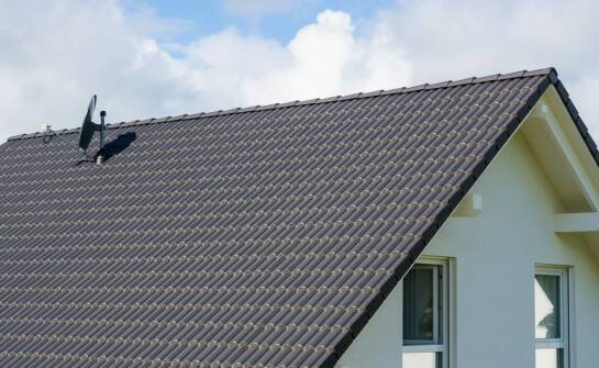 Jakie są najważniejsze aspekty konserwacji dachu po wymianie?