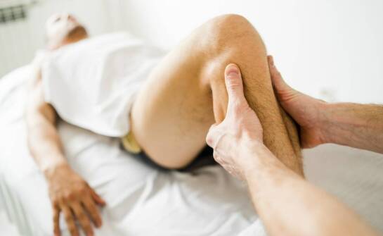 Sportowe masaże a regeneracja mięśni – kiedy warto z nich skorzystać?