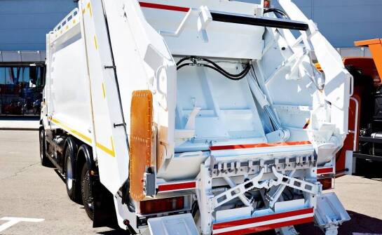 Serwis śmieciarek – jakie elementy wymagają szczególnej uwagi?