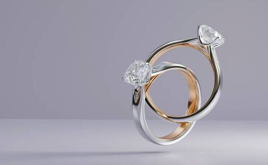 Jakie aspekty wziąć pod uwagę przy wyborze ślubnych obrączek z dwukolorowego złota?