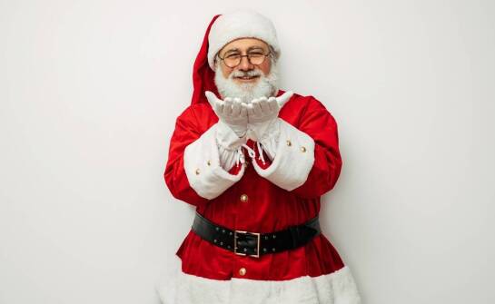Jak projektować reklamówki z Mikołajem, aby były atrakcyjne dla dzieci i dla dorosłych?