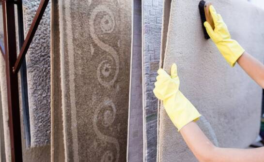 Jak metoda płukania wpływa na jakość wiskozowych dywanów po praniu?