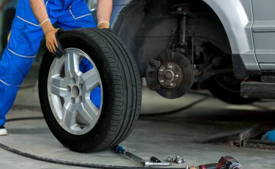 Jak wygląda proces naprawy opon w profesjonalnym serwisie?