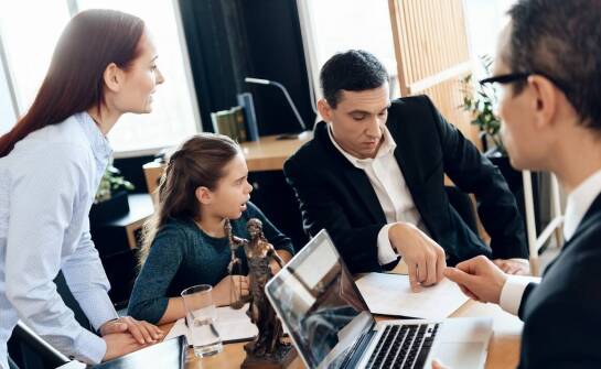 Jakie wsparcie oferuje kancelaria prawna w sprawach alimentacyjnych?
