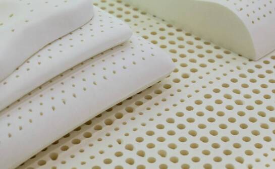 Zalety poekspozycyjnych materacy – dlaczego warto rozważyć ich zakup?