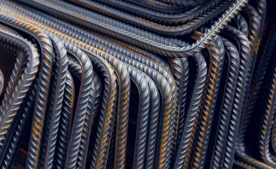 Jakie cechy powinien posiadać miękki drut stalowy wysokiej jakości?