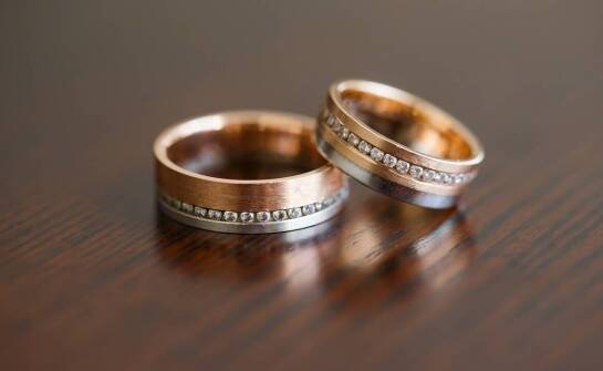 Diamentowe obrączki ślubne – luksus i elegancja na każdą okazję