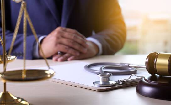 Jakie są najczęstsze przyczyny przyznawania odszkodowań za błędy medyczne?
