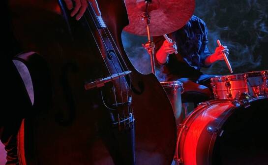 Trio jazzowe w kontekście eventów korporacyjnych – co warto wiedzieć?