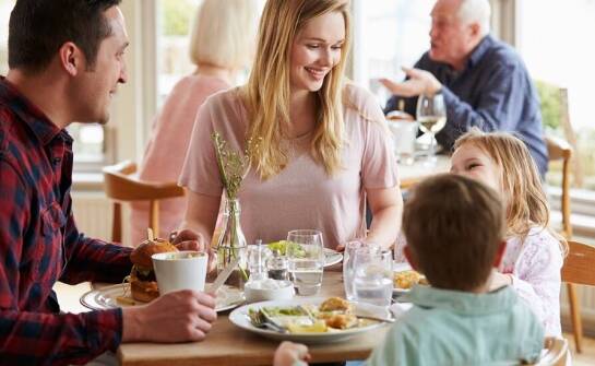 Rodzinne obiady w restauracji Andrychów – co warto zamówić?