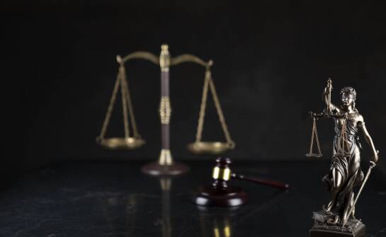 Adwokat a negocjacje dotyczące alimentów – co warto wiedzieć?