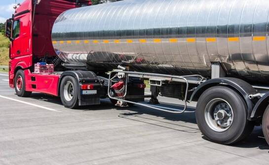 W jaki sposób cysterny do przewozu wody spełniają normy jakościowe?