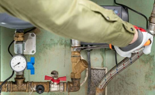 Rola szybkiej reakcji na wykrycie przecieku w minimalizacji szkód zalaniowych