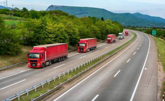 Warum ist der LKW-Transport für die Lebensmittelindustrie entscheidend?