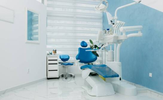 Jakie są korzyści płynące z regularnych wizyt u dentysty w Lublinie?