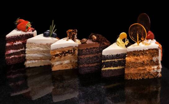 Jak wybrać idealne plexi stendy do prezentacji wypieków?