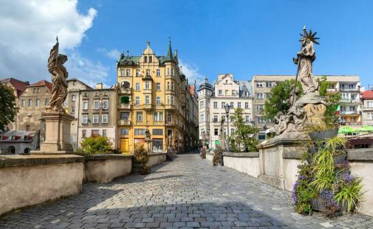 Jak tłumacz języka czeskiego wspiera rozwój sektora turystycznego?